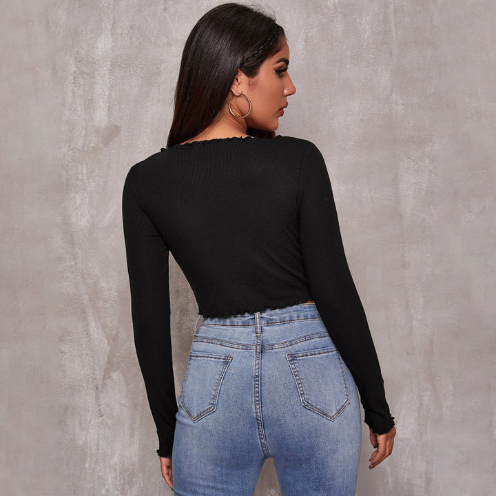 Kvinders cropped top med snøring og elegante flæse detaljer Stilla