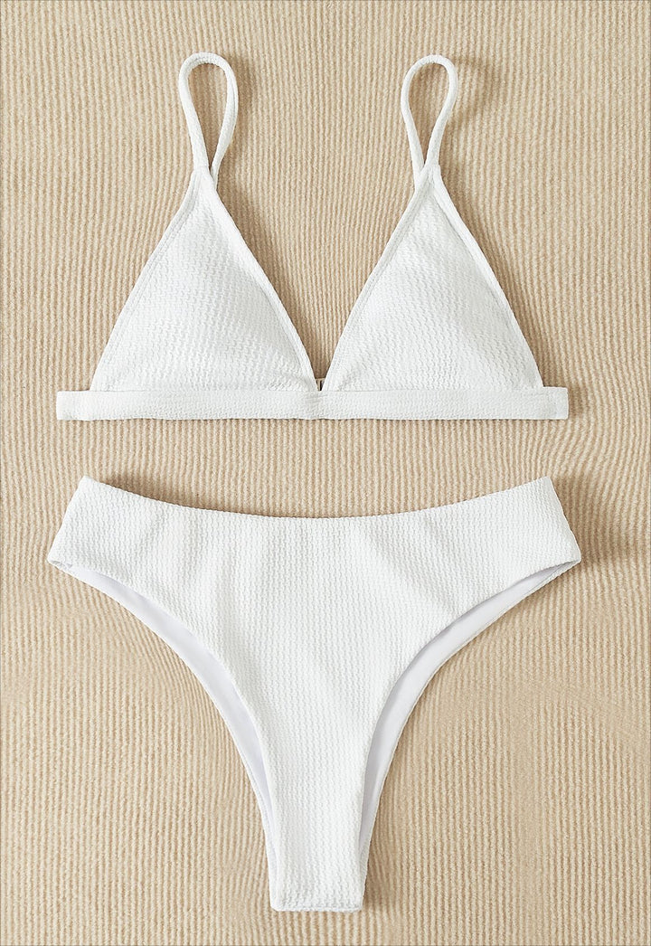 Dame bikini-sæt med struktureret overdel og højt skåret trusse Stilla