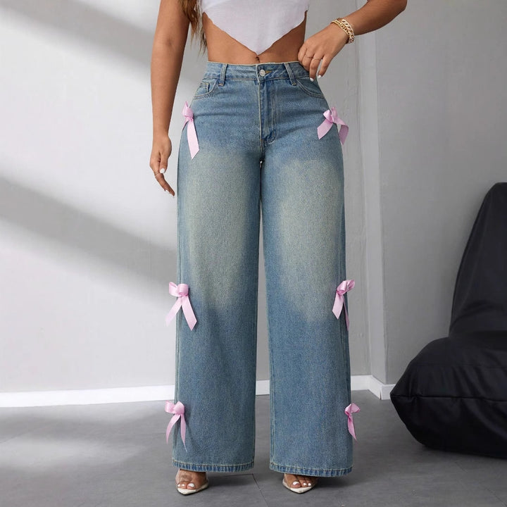 Kvinders brede højtaljede jeans med dekorative bueapplikationer Stilla