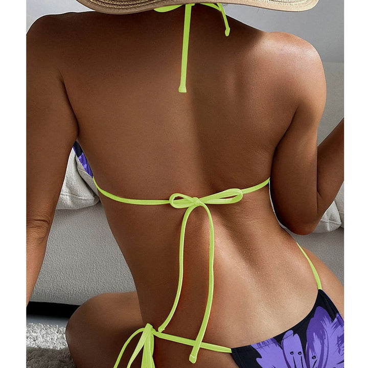Dame bikini-sæt med livlige blomsterdesigns og justerbare stropper Stilla