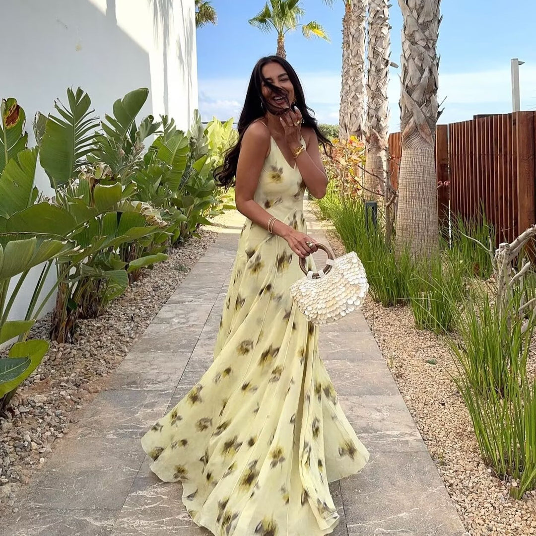 Femme Floral Print Maxi Kjole med justerbare stropper Stilla