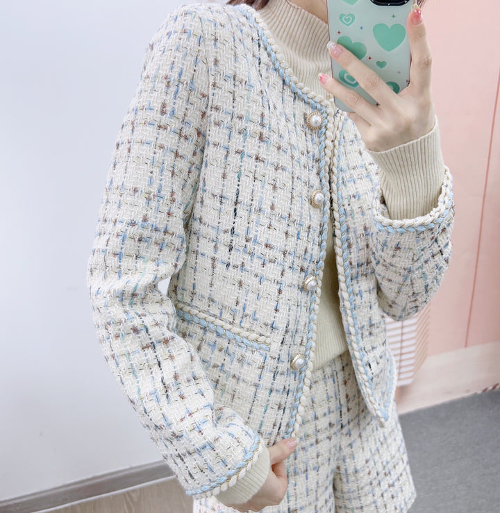 Dame Struktureret Tweed-Blazer med elegante knapdetaljer og raffineret afslutning Stilla