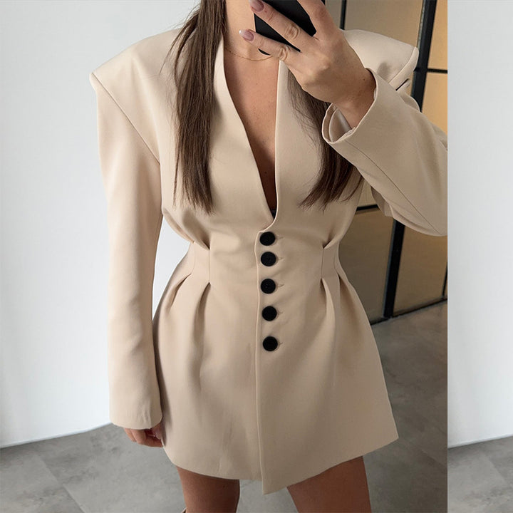 Dame Blazer-kjole med dyb V-udskæring og elegante skulderpuder Stilla