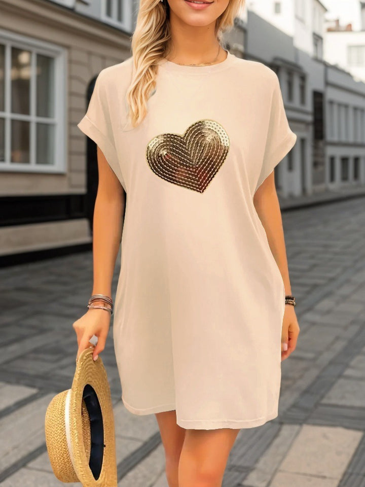 Dame afslappet T-shirt-kjole med glitrende hjerte-motiv Stilla