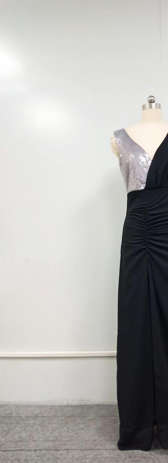 Dame Glamourøs Aftenkjole med glitrende detalje og raffineret slids Stilla