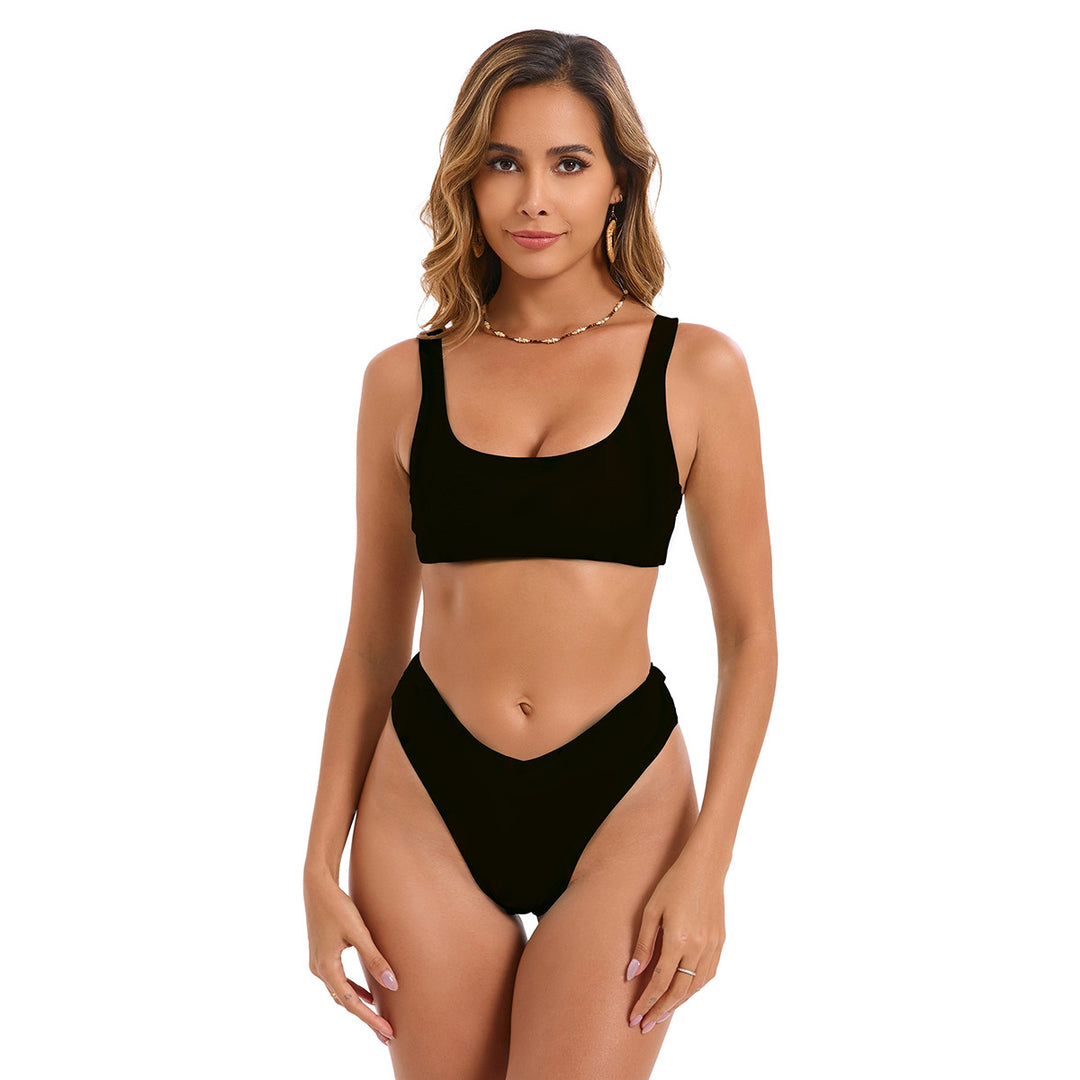 Dame bikini-sæt med højt skåret underdel og sporty overdel Skovae