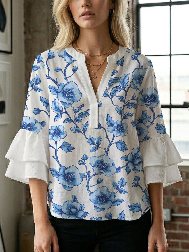 Damebluse med smukt blomstermotiv Skovae