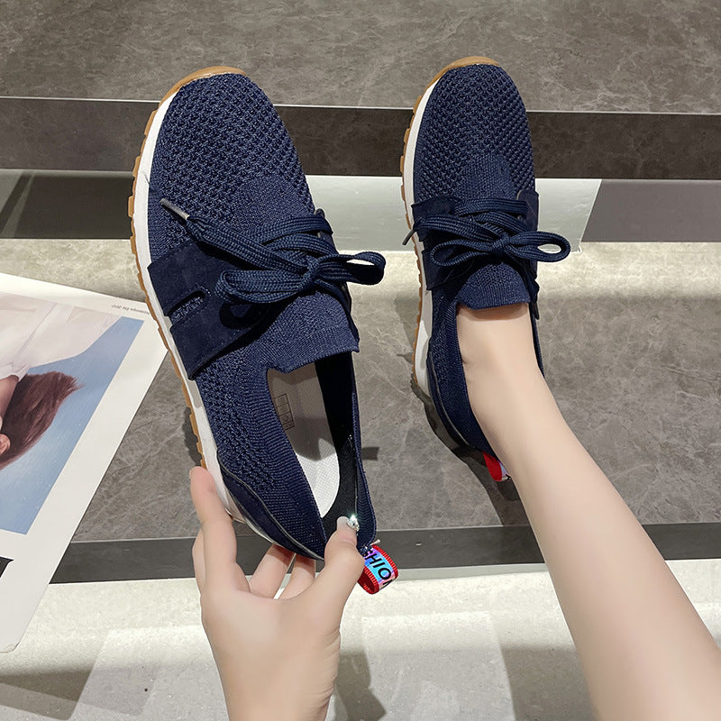 Dame Sporty Sneakers med åndbart strikoverdel og elastiske accenter Stilla