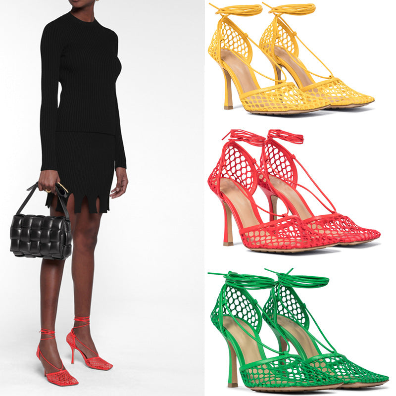 Femme Chic Strappy Open-Toe High Heels Sandaler med Mesh-Design Stilla