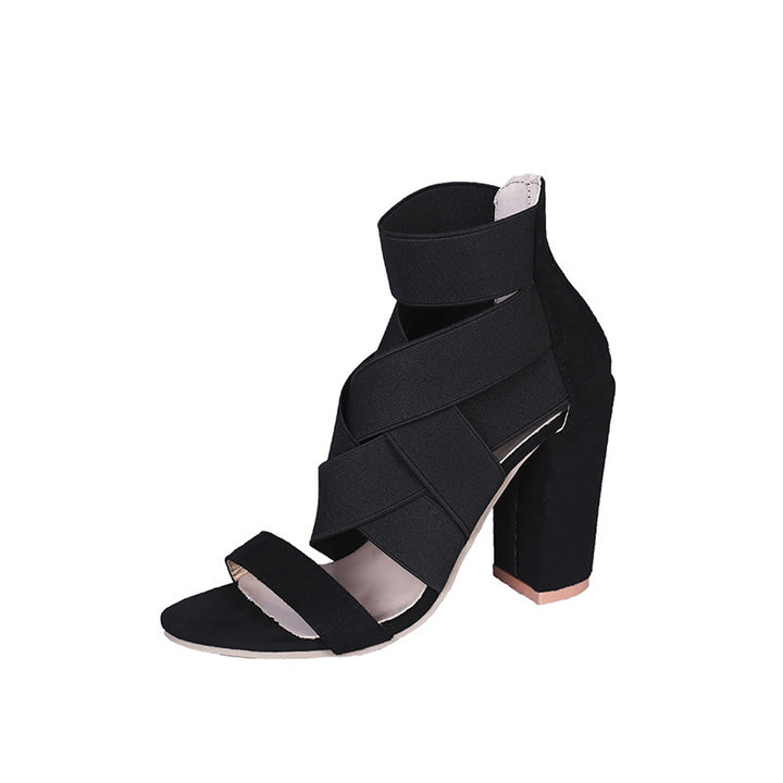 Dame sandaler med elegante remme og blokhæl Stilla