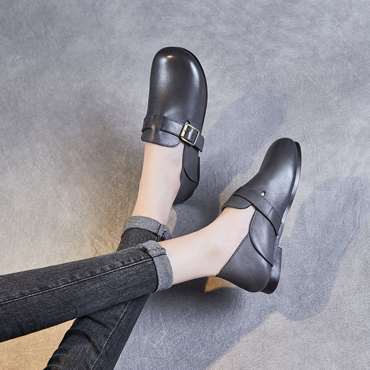 Dame læder slip-on clogs med smart spænde-detalje Stilla