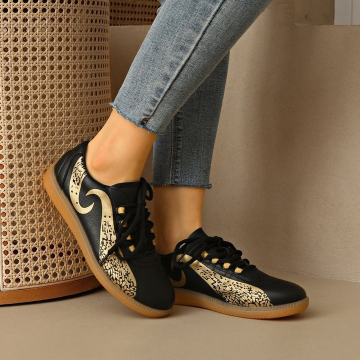 Dame Sporty Sneakers med mønstret overdel og skridsikker sål Stilla