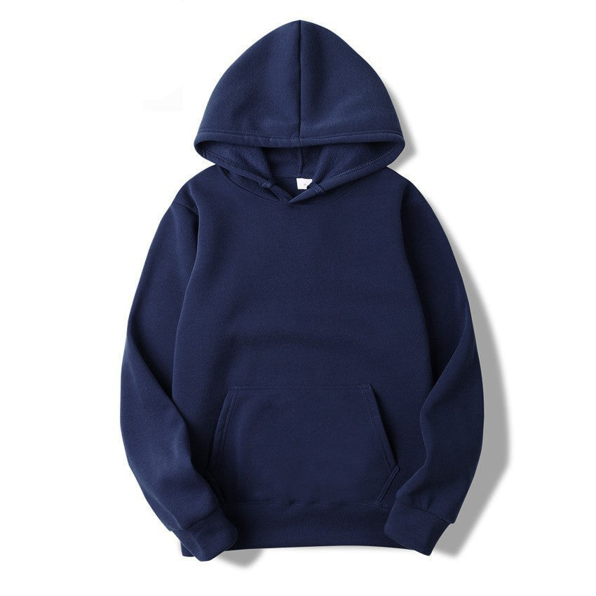 Kvinders hoodie lavet af blød fleece med praktisk kengurulomme Skovae