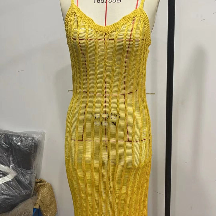 Dame strikkjole med raffinerede detaljer og lang kant Stilla