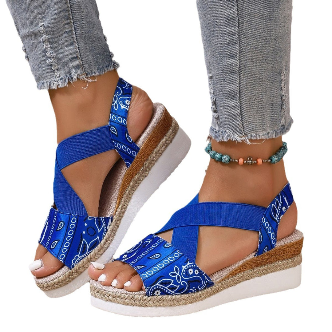 Dame Plateau-sandaler med moderne krydsrem og skridsikker sål Stilla