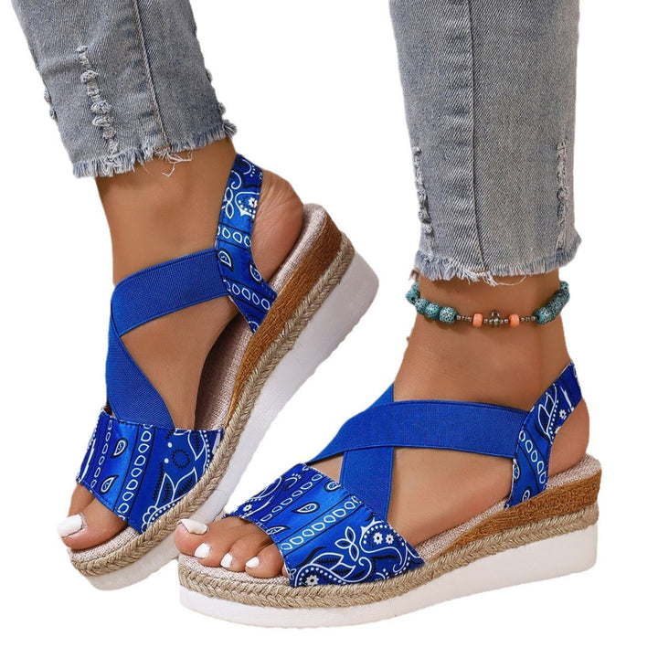 Dame Plateau-sandaler med moderne krydsrem og skridsikker sål Stilla