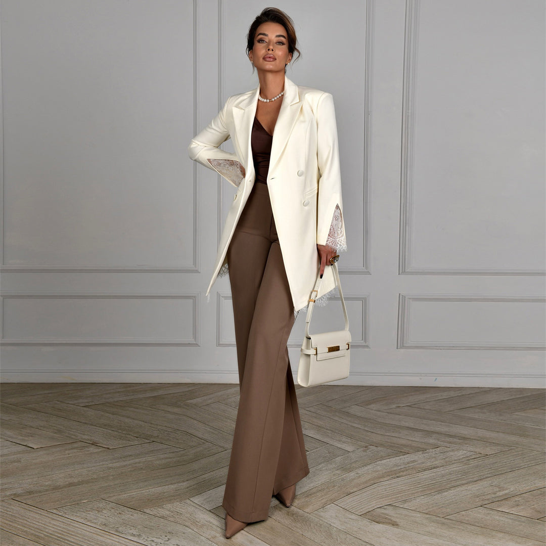 Damer elegant blazer med blondeærmer Skovae