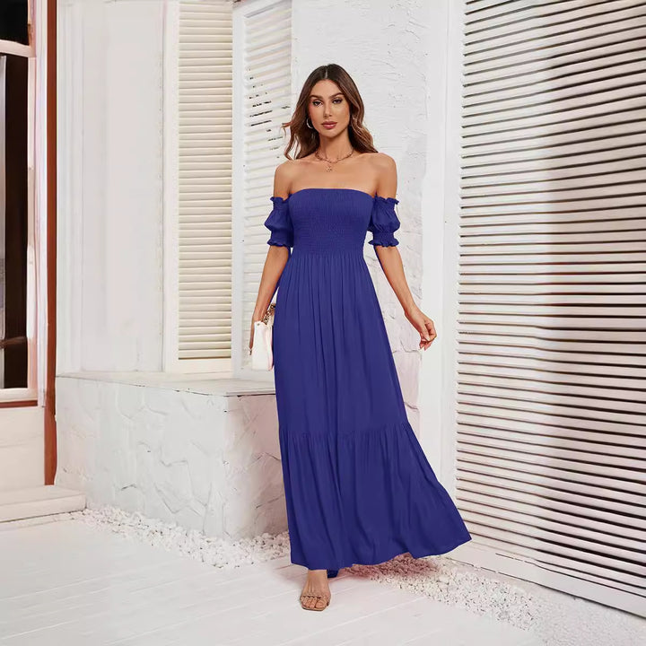 Dame Maxikjole med off-shoulder design og voluminøse flæsedetaljer Stilla