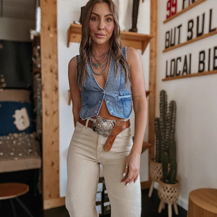 Dame Denim Vest i Vintage-stil med dyb udskæring og knapdetaljer Stilla