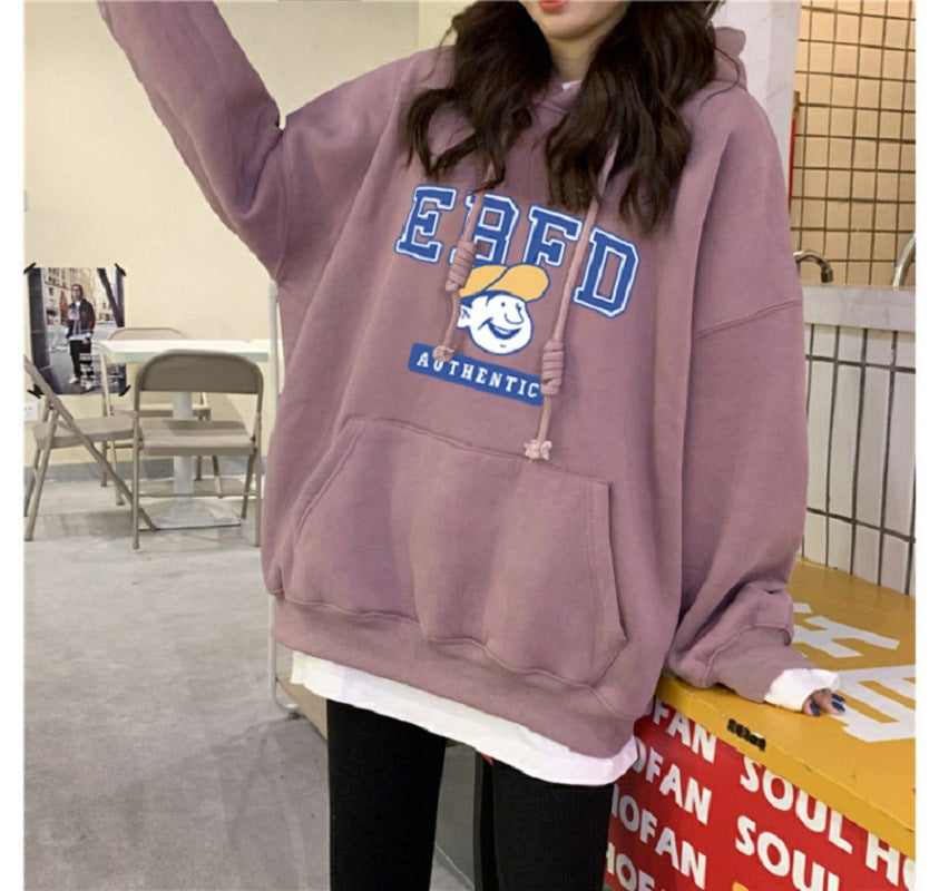 Dame hoodie med unikt logo print Skovae