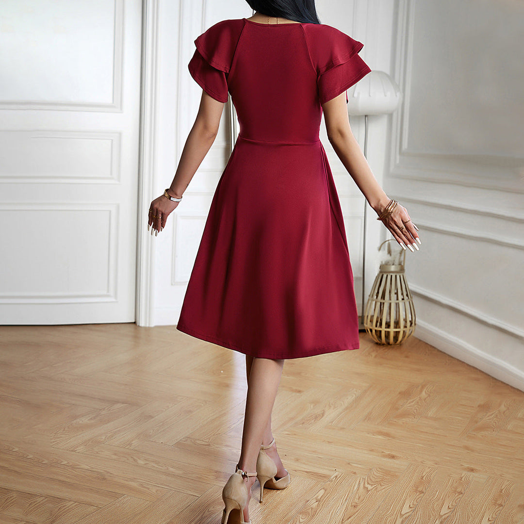 Stilla | Elegant Midi Kjole Med V-Hals