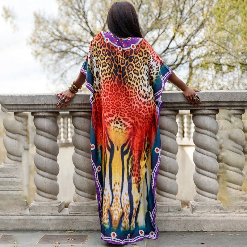 Dame Maxi-Kaftan med kunstnerisk tribal-mønster og elegant V-udskæring Stilla