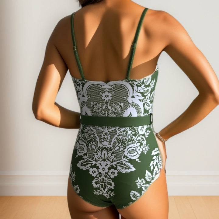 Dame badedragt og sarong-sæt med ædel blomsterdesign Stilla