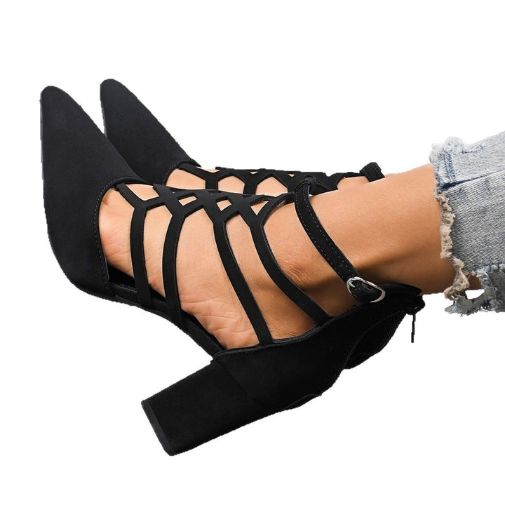 Dame Elegant Slingback-pumper med moderne rem-design og behagelig blokhæl Stilla