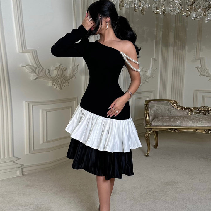 Kvinder Elegant Kjole med Asymmetrisk Snit og Ruffle Detaljer