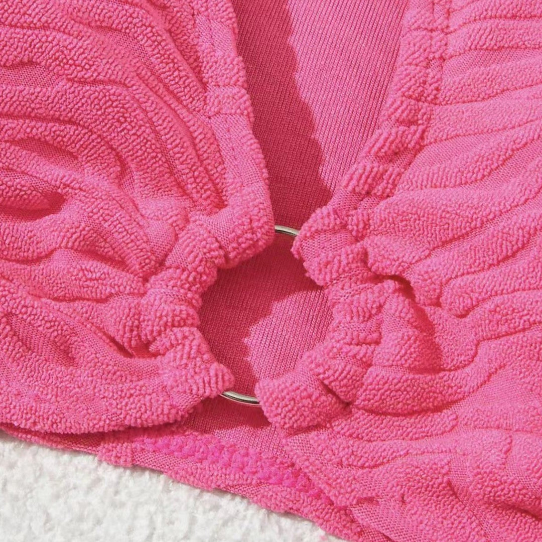 Dame Bikini-sæt med asymmetrisk design og trendy struktur Stilla