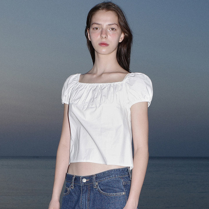 Dame Crop-Top med flæse detaljer og elastiske ærmer Stilla