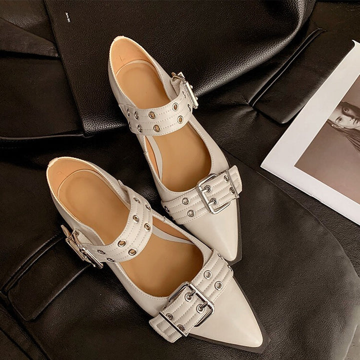 Dame Mode Slippers med elegante spænder og spids design Stilla