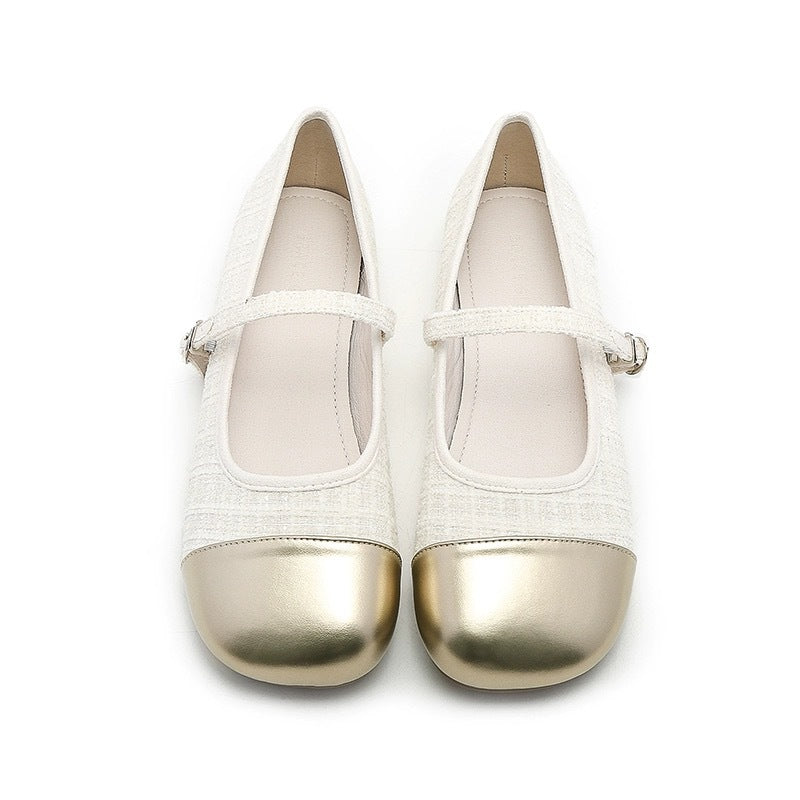 Dame ballerinaer med justerbar rem og elegant glansspids Stilla