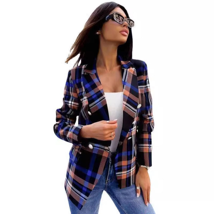 Dame ternet blazer med dobbelt knaplukning og elegante accenter Stilla