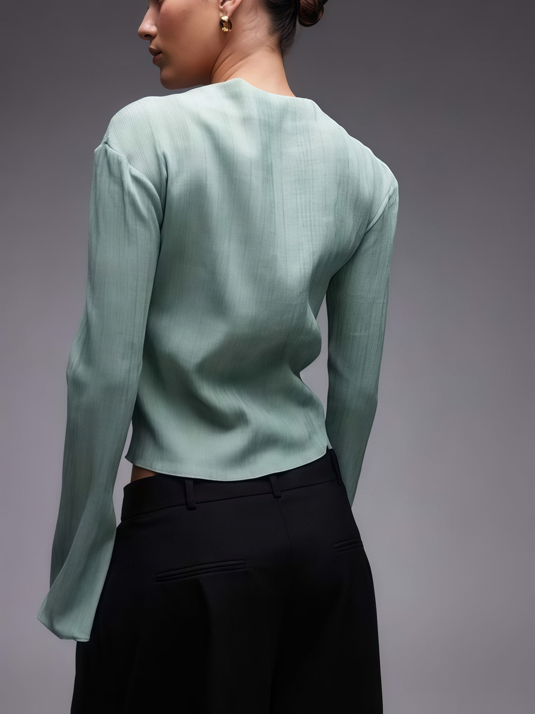 Dame Fashion Bluse med struktureret stof og elegante knapdetaljer Stilla
