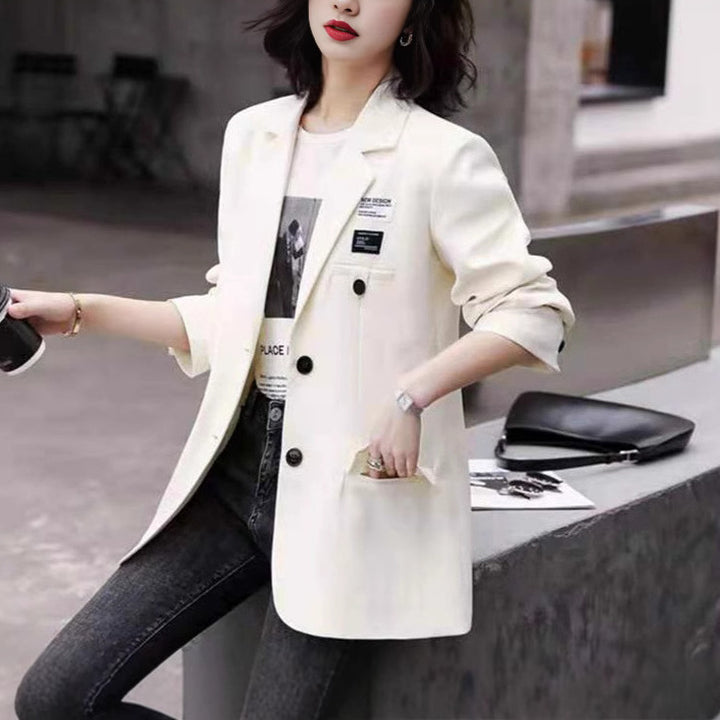 Kvinders elegante oversized blazer med dobbeltknaplukning og moderne detaljer Stilla