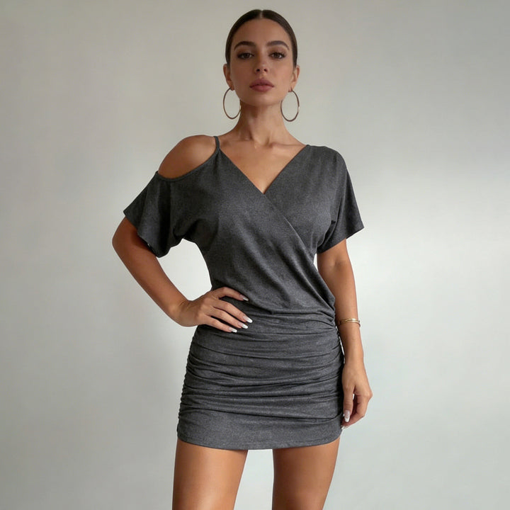 Dame wrap top med asymmetrisk skæring og afslappet design Skovae