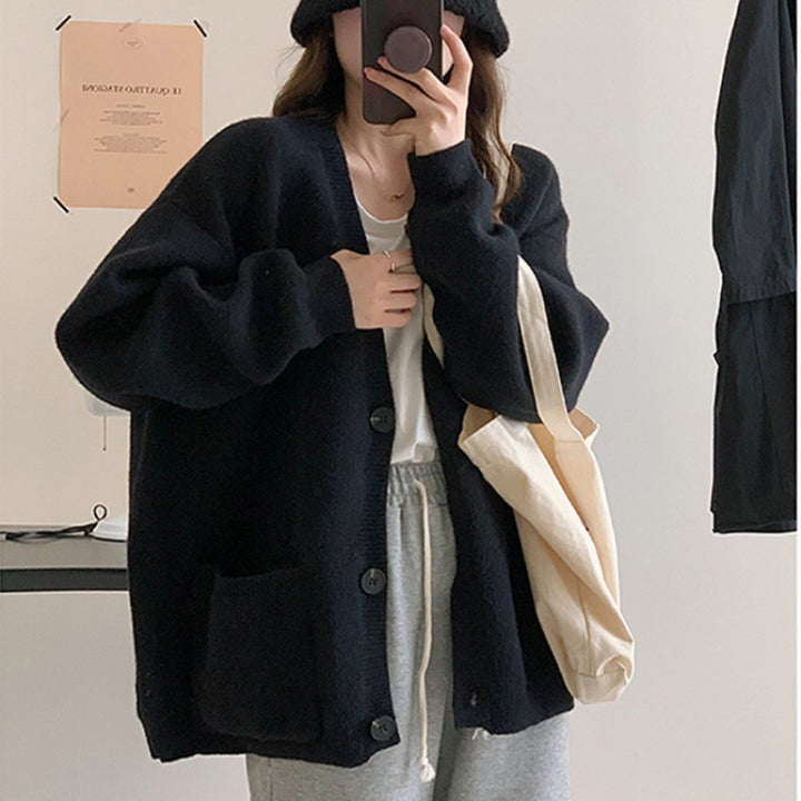 Kvindernes oversized cardigan med praktiske lommer og V-hals Stilla