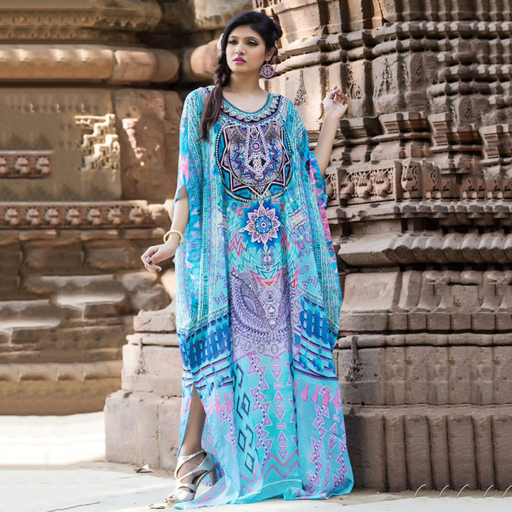 Dame elegant Maxi-Kaftan med kunstnerisk etno-design og sideles slids Stilla