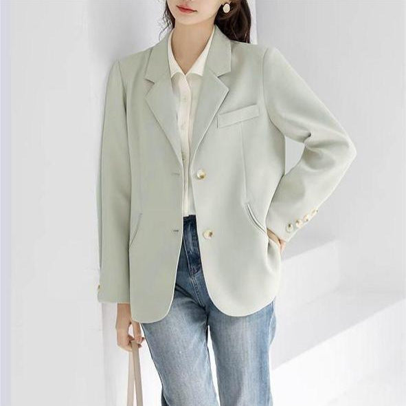 Kvinders elegante blazer med fine knapdetaljer og skræddersyet silhuet Stilla