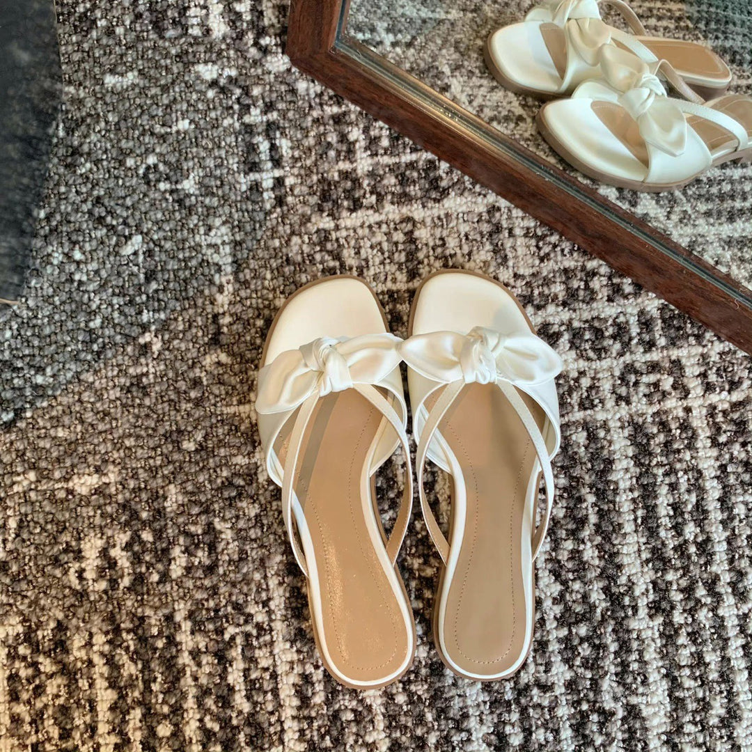 Dame stilfulde Open-Toe Remsandaler med dekorativ bue Stilla