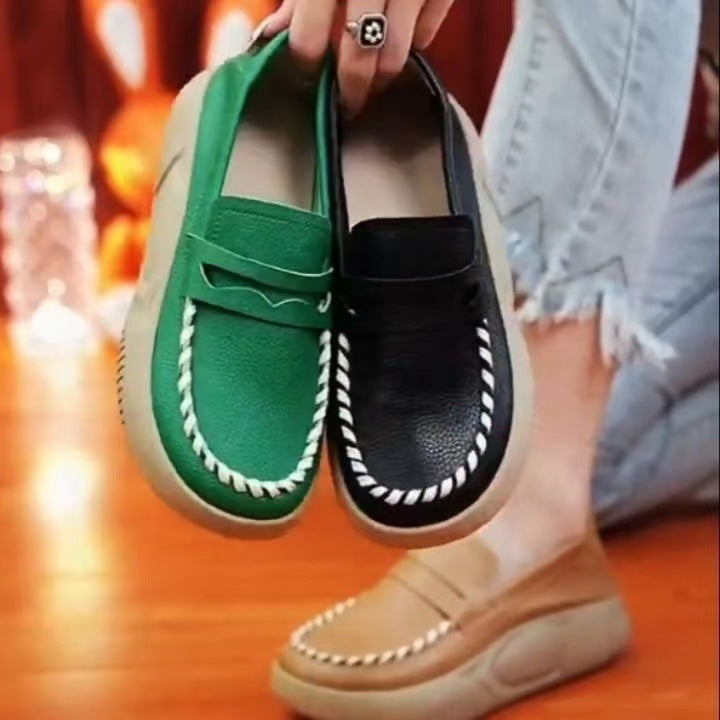 Dame Slip-On Mokkasiner med elegant pyntesyning og komfortabel profilsål Stilla