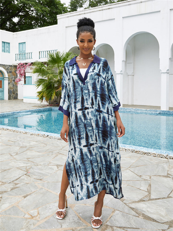 Dame Maxi-strandkaftan med dyb slidsbearbejdning og moderne batikdesign Stilla