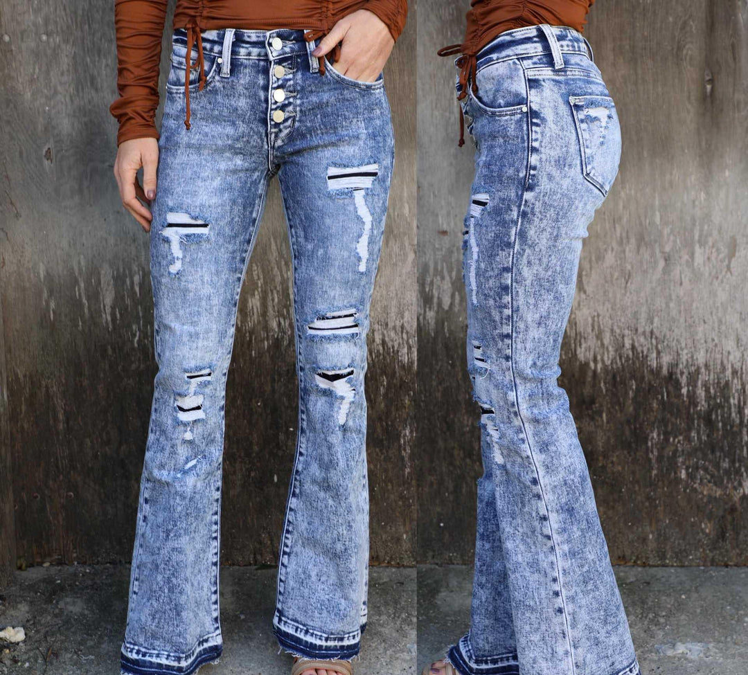 Dame Flared Jeans med detaljerede slid-effekter Stilla