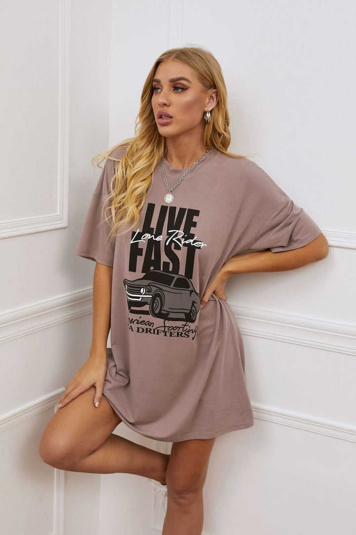 Damer casual T-shirt med grafisk design og oversized snit Stilla