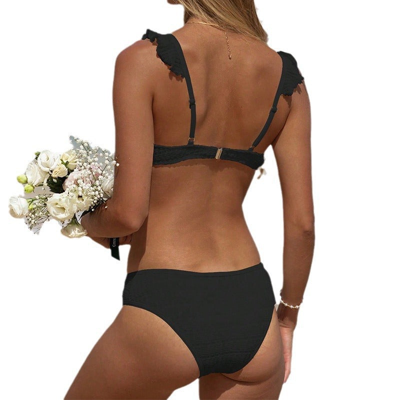 Dame triangel-bikini med fine volanter og elegante sidesløjfer Skovae