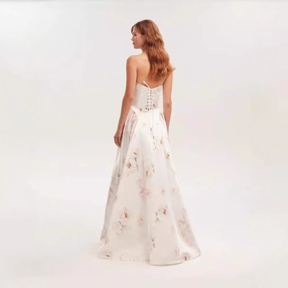 Dame Trachtenkjole med blomsterdesign og bustier-overdel Stilla