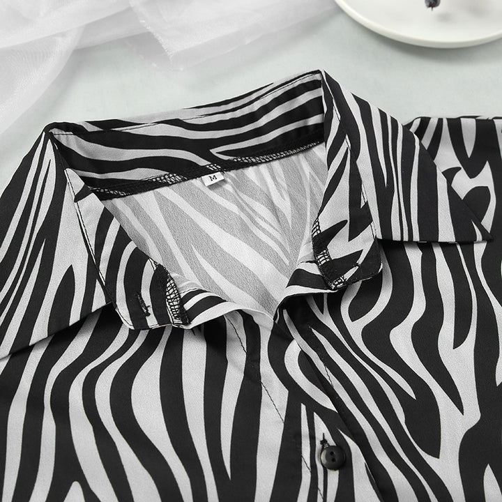 Dame fritidsdragt i moderne zebra-print med løs pasform og elastisk talje Stilla