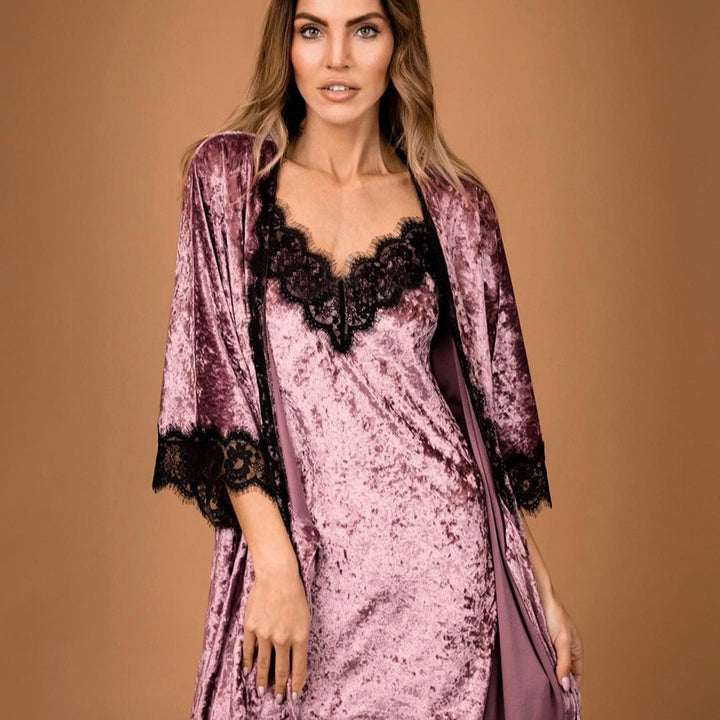 Dame Satin Kimono med Spidsudsmykninger Stilla