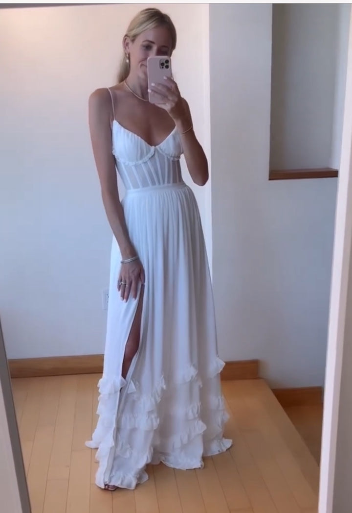 Kvinders maxi kjole med dyb split og elegant korset Skovae